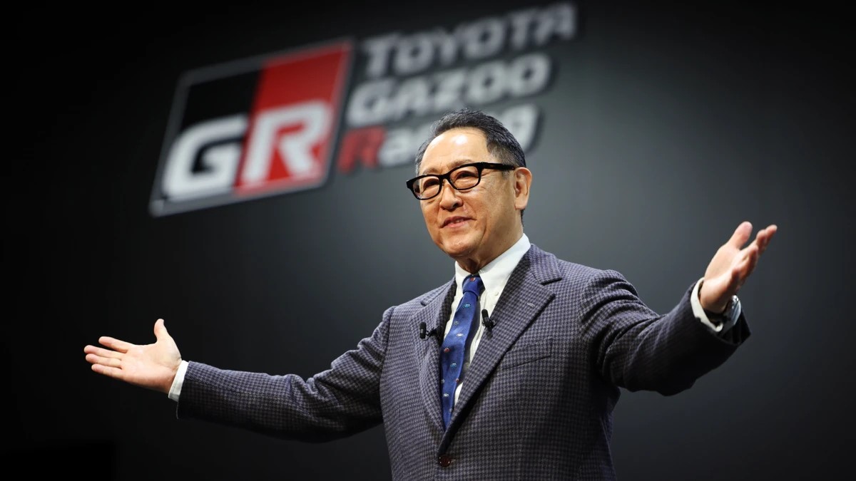 AKIO TOYODA