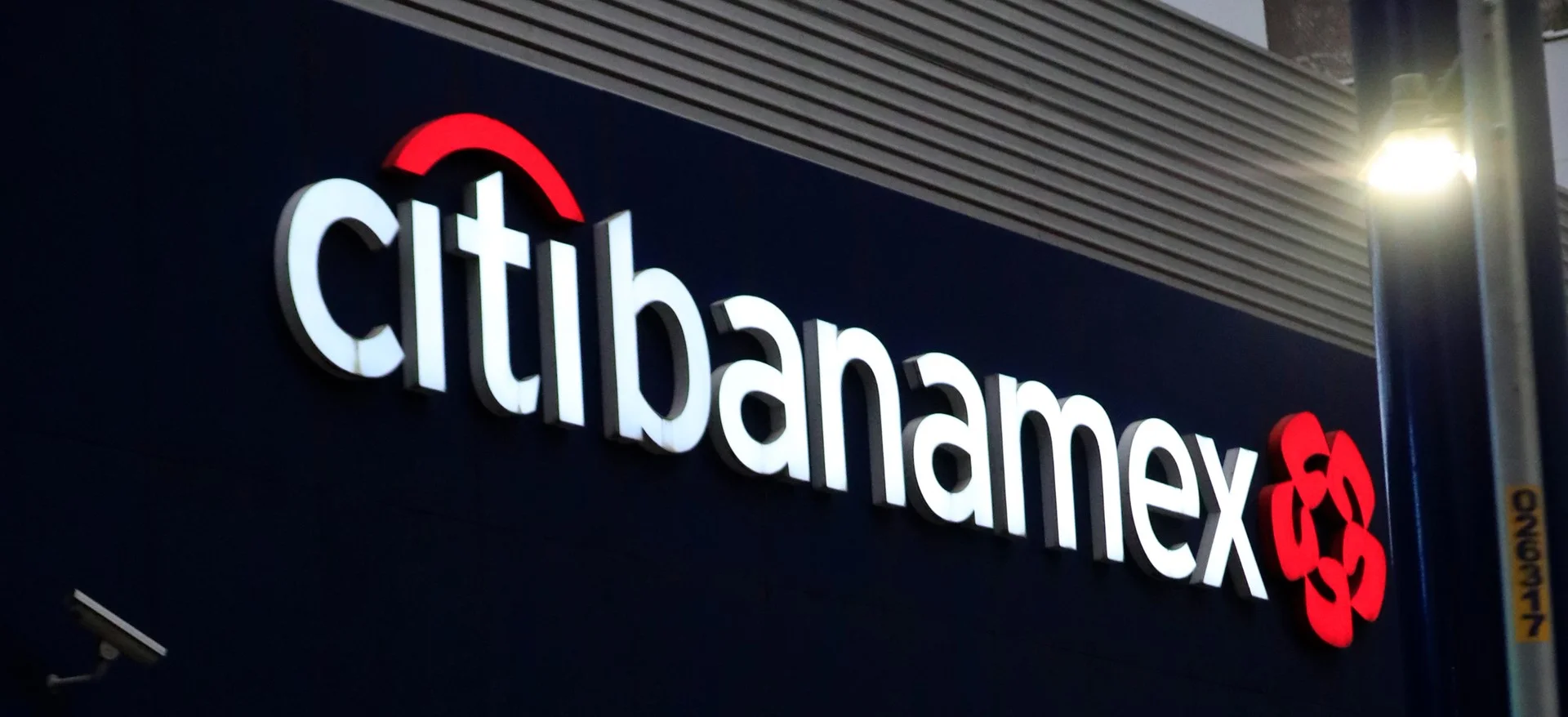 Comienza separación de Citi y Banamex: ¿Qué pasará con los cuentahabientes?