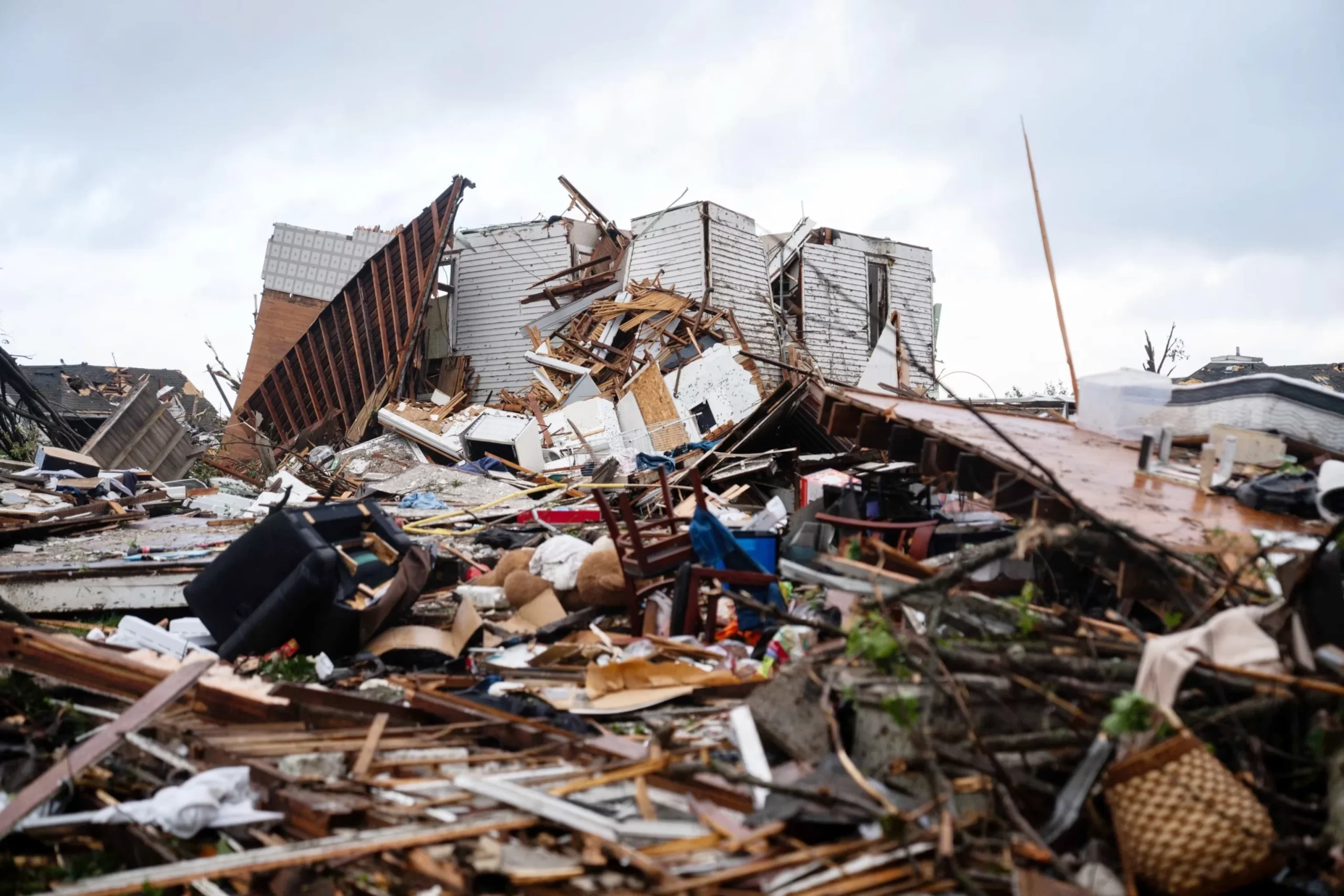 Tornados en Iowa dejan varios muertos, heridos y localidades destruidas