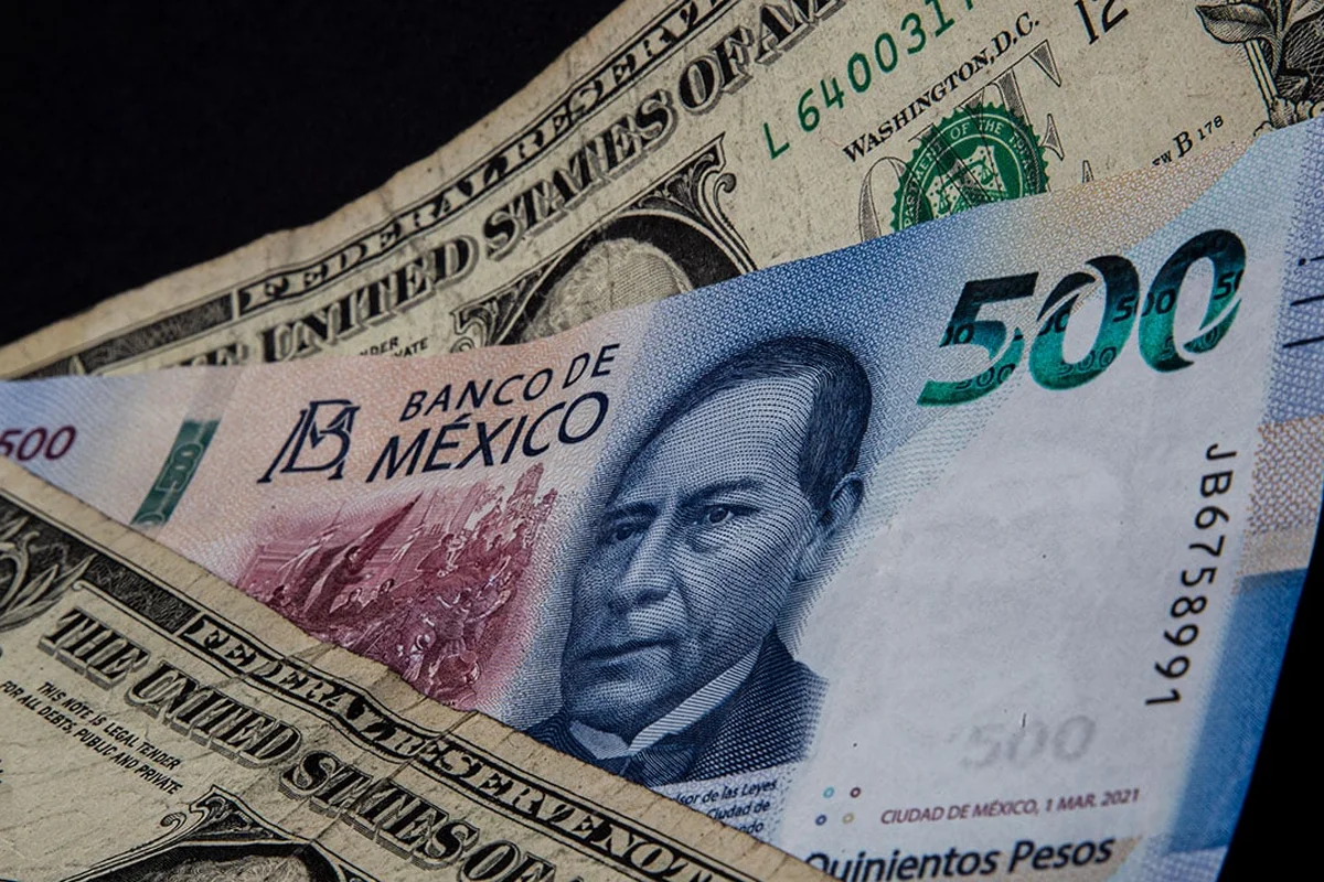 Peso mexicano se recupera 2% tras dos días en caída libre