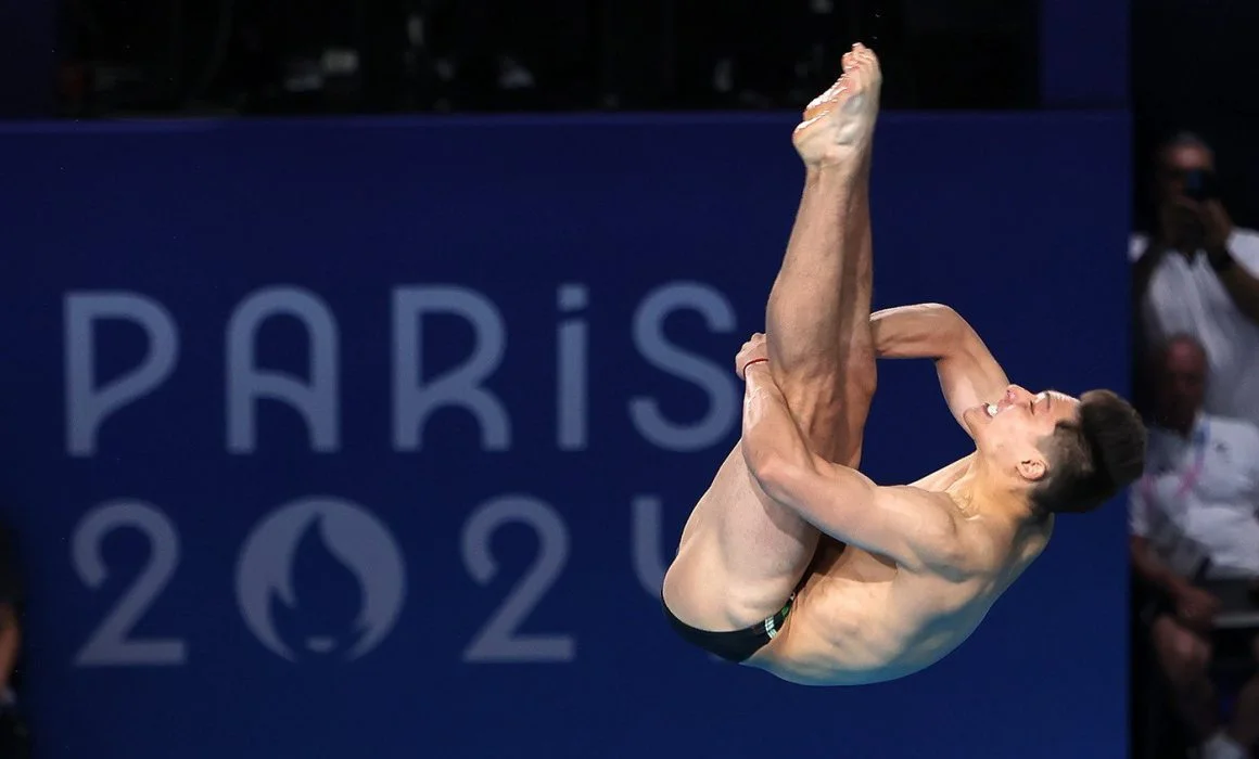 Osmar Olvera gana el bronce en trampolín 3m; acumula su segunda medalla en París 2024