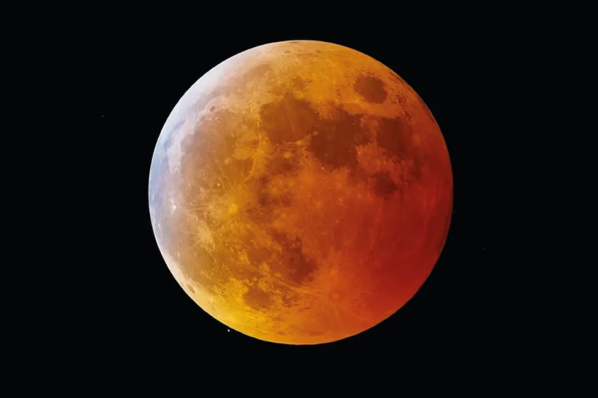 Eclipse Lunar