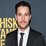 Primer avance de ‘Wolf Man’ con Christopher Abbott | Clicketa