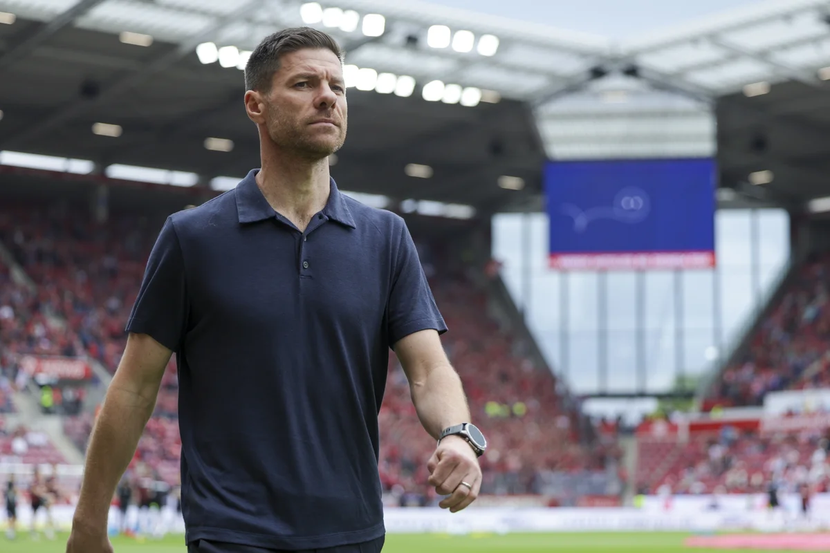 Xabi Alonso a punto de ser despedido.